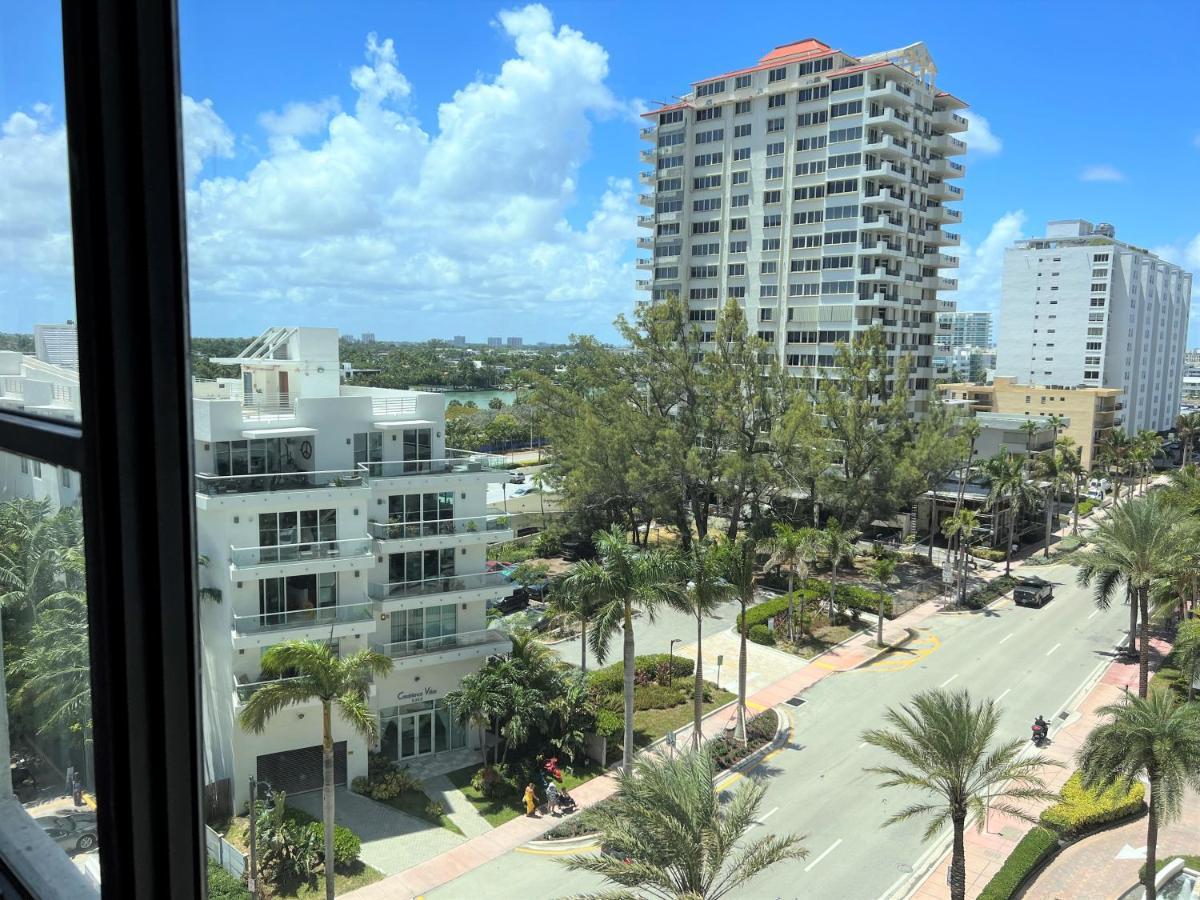 Ocean Front Units At Miami Beach Exterior photo