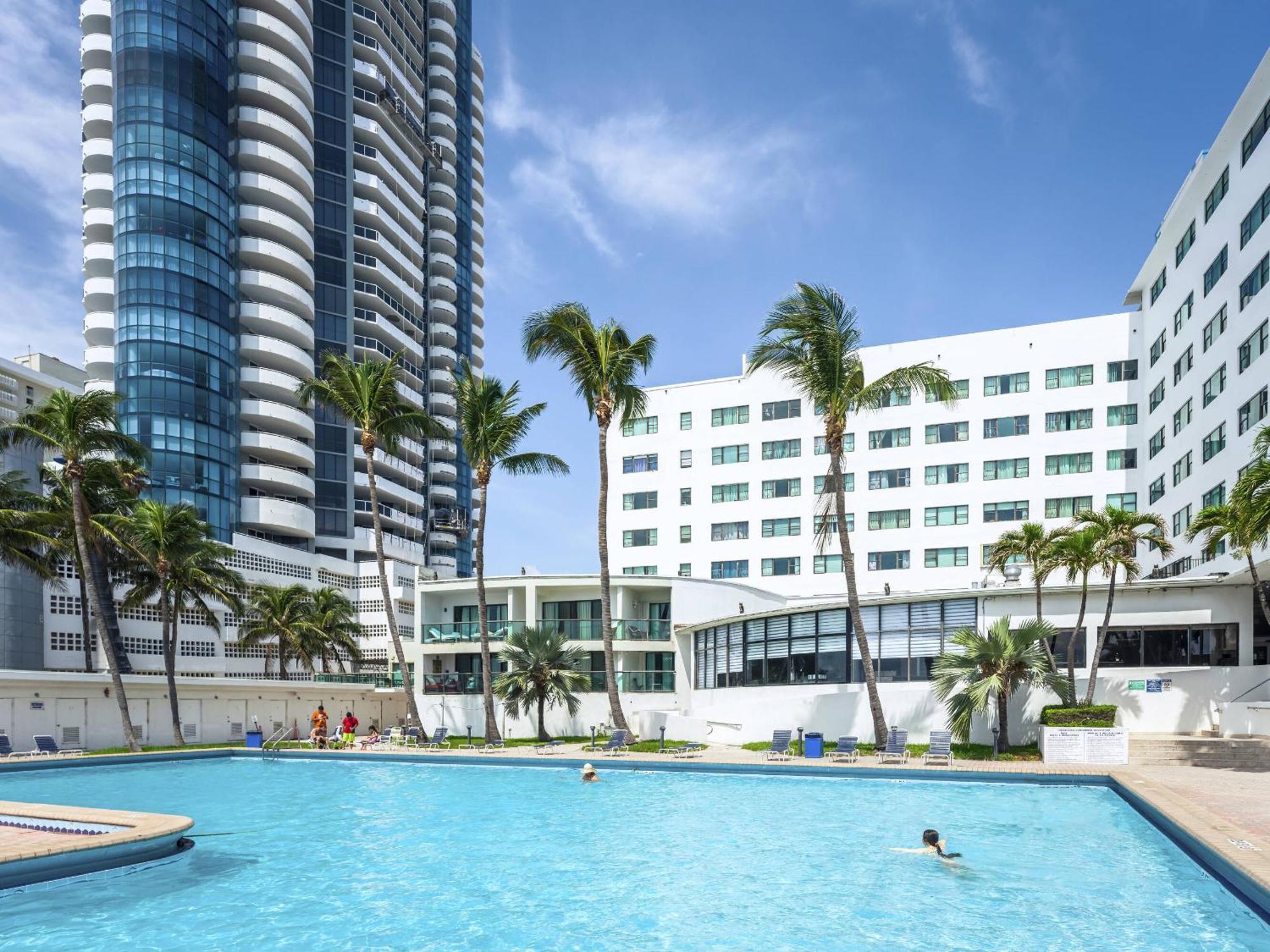 Ocean Front Units At Miami Beach Exterior photo